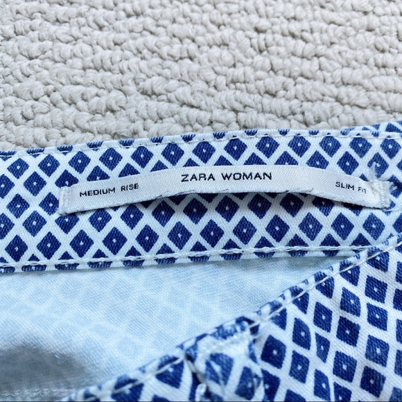 Like new ZARA printed jeans - Picture 7 of 8